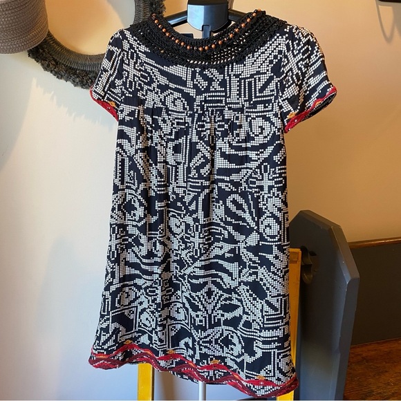 Stylish Black and Red Dress - Picture 5 of 5